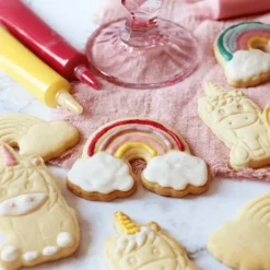 2 Emporte-pièces avec éjecteurs Licorne Scrapcooking