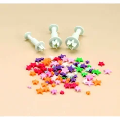 3 Emporte-Pièces Etoiles à Poussoir