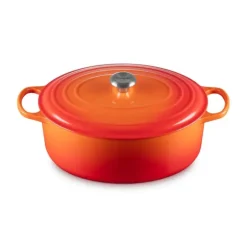 Cocotte en fonte Ovale 35 cm Volcanique Le Creuset Signature