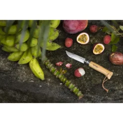 Couteau N°8 Baroudeur Hêtre Colorama Opinel