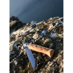 Couteau N°8 Gravure Randonnée Sport Opinel