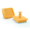 Emporte-Pièce Plastique Petit Beurre 7 x 5,5 cm avec Poussoir Ibili