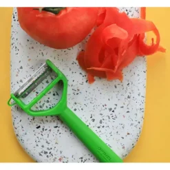 Eplucheur en Polymère Vert T-duo Opinel