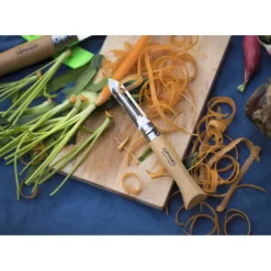 Eplucheur N°6 Hêtre Cuisine Nomade Opinel