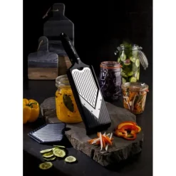 Mandoline Multifonction en V Specialty Noir Microplane