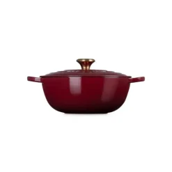 Marmite en Fonte 26 cm Garnet Bouton Doré Le Creuset Signature