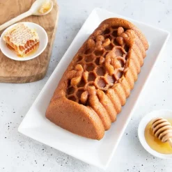 Moule à Cake Abeilles Toffee Nordic Ware