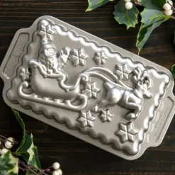 Moule à Cake Traineau du Père-Noël Silver Nordic Ware