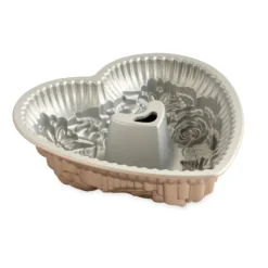 Moule à Gâteau Bundt Cœur Floral Toffee Nordic Ware