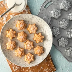 Moule à Gâteaux Flocons de Neige (x12) Silver Nordic Ware