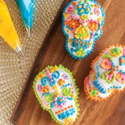 Moule à Gâteaux Têtes de Mort (x6) Bronze Nordic Ware