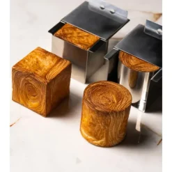 Moule Inox Croissant Géométrique Cube 6 x H 6 cm Pavoni