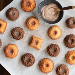 Moule Mini Bundt Charms Assortis (x12) Gold Nordic Ware