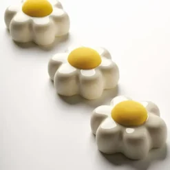 Moule Silicone Marguerite 7,5 x 6,8 cm x H 2,6 cm (x12) Pavoflex